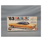 1/25 Scale Model Kit