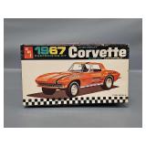 AMT 1967 Chevrolet Corvette Sting Ray Convertible Annual 1/25 Scale Model Kit