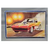 AMT 1967 Corvette 1/25 Scale Model Kit