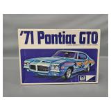 1/25 Scale Model Kit