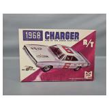 1/25 Scale Model Kit