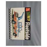 1/25 Scale Model Kit