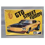 1/25 Scale Model Kit