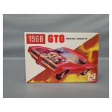 1/25 Scale Model Kit