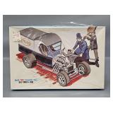 Mint Unbuilt AMT Scale Paddy Wagon 1/25 Scale Model Kit