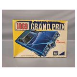 1/25 Scale Model Kit