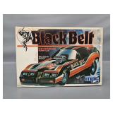 1/25 Scale Model Kit
