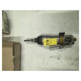 PNEUMATIC DYE GRINDER