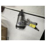 PNEUMATIC IMPACT WRENCH