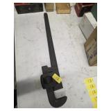 LARGE PIPE WRENCH