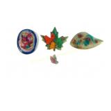 FOUR VINTAGE ENAMELLED COPPER BROOCHES