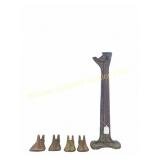 ANTIQUE COBBLERS SHOE ANVIL + 4 SHOE LASTS