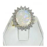 STUNNING 18K GOLD OPAL & DIAMOND DRESS RING
