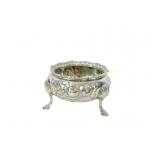 ENGLISH VICTORIAN STERLING CAULDRON SALT CELLAR