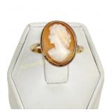 VINTAGE 9K GOLD CAMEO RING