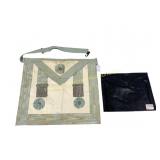VINTAGE FREEMASON LEATHER APRON AND POUCH