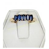 ENGLISH 9K GOLD BLUE SAPPHIRE RING