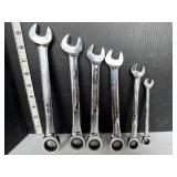 Gearwrenxh metric ratchet wrenches