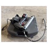 Cordless grease gun with case and charger