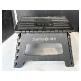 Folding Samsonite step stool