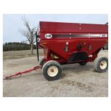 J&M 540 Gravity wagon on 365 Horst running gear