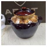 Roseville Pottery bean pot drip glaze