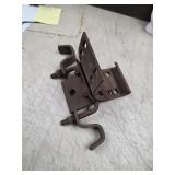 Ford LN800 hood hinge