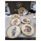 vintage M.I. Hummel annual plates goebel