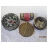 Lot World War II Medal + Compass
