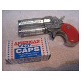 Hubley Double Barrel Dillinger w/ Cap |