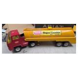 vintage 1970s Tonka Super Tanker semi-truck