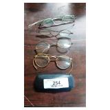 4 pr of vintage eye glasses & case