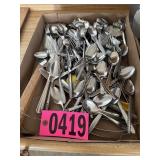 Flat of eating utensils