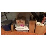 Contents under table: Cake stands, Lg granite