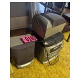 Sony stereo with 2 speakers