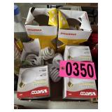 Flat of assorted light bulbs