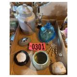 Flat of misc items, pottery bowl, rocks, blue