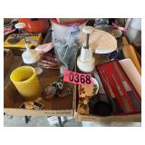 (2) Flats: Kitchenware, knife and fork set