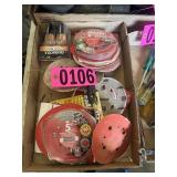 Box lot: sanding discs (5" hook & loop, universal