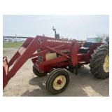 International 684 tractor w/ front loader