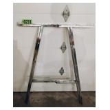 Metal clothes rack