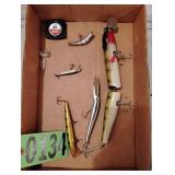 Flat of assorted hard tackle fishing lures