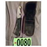 Smith & Wesson field skinner folding knife with