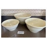 3pc nesting Vintage Stoneware mixing bowls: 10",