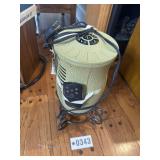 Vintage oscillating fan with remote