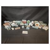 Lot Amish series wood cut-out painted black