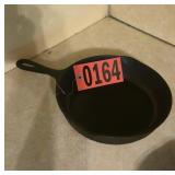 Cast Iron skillet 9.5in