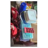 Assorted Tupperware containers