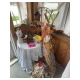 Corner Grouping of fall Dï¿½cor