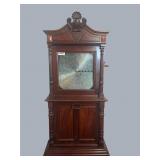 Mahogany Vertical music box with (7) discs.